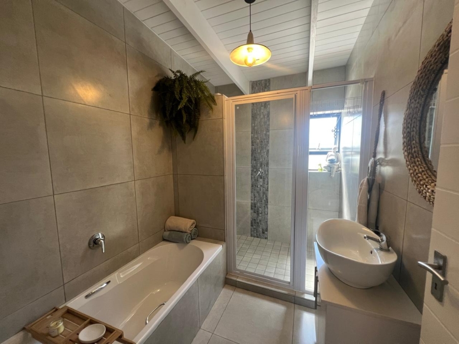 3 Bedroom Property for Sale in Jacobsbaai Western Cape